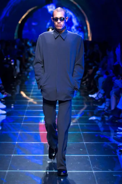 Look 62